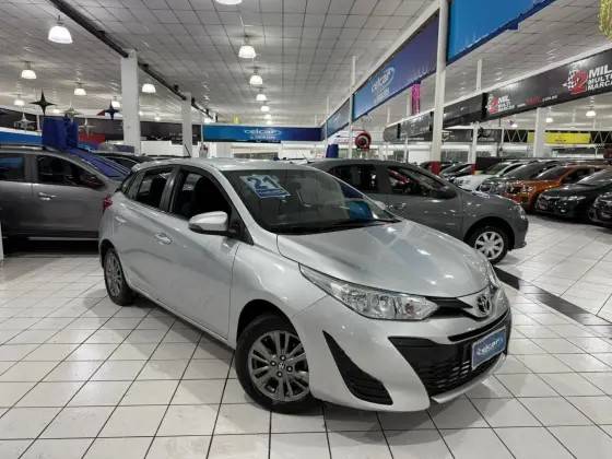 TOYOTA YARIS 1.5 16V FLEX XL PLUS CONNECT MULTIDRIVE TOYOTA YARIS 1.5 16V FLEX XL PLUS CONNECT MULTIDRIVE